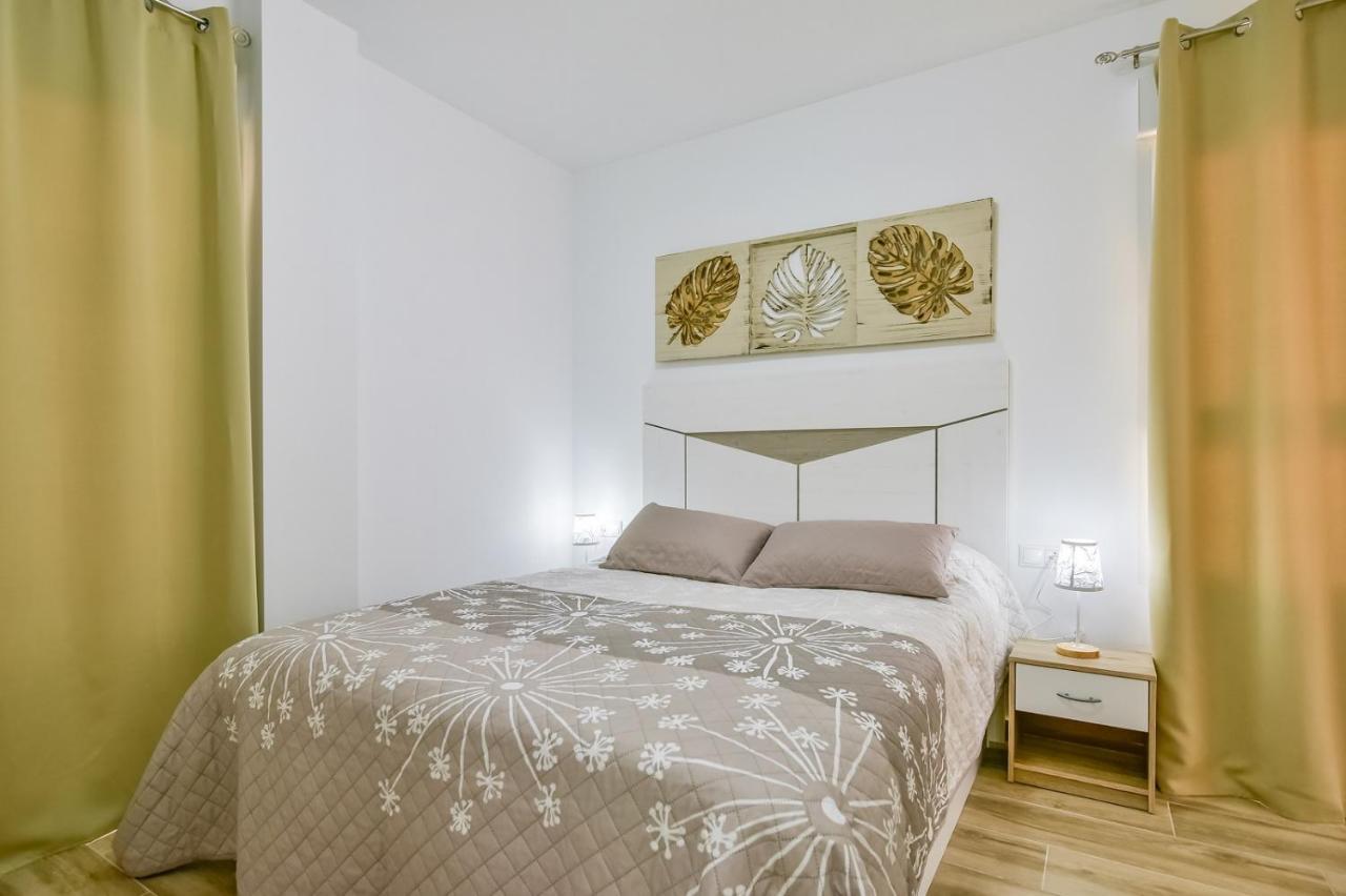 Apartments Cura Beach Torrevieja Bagian luar foto