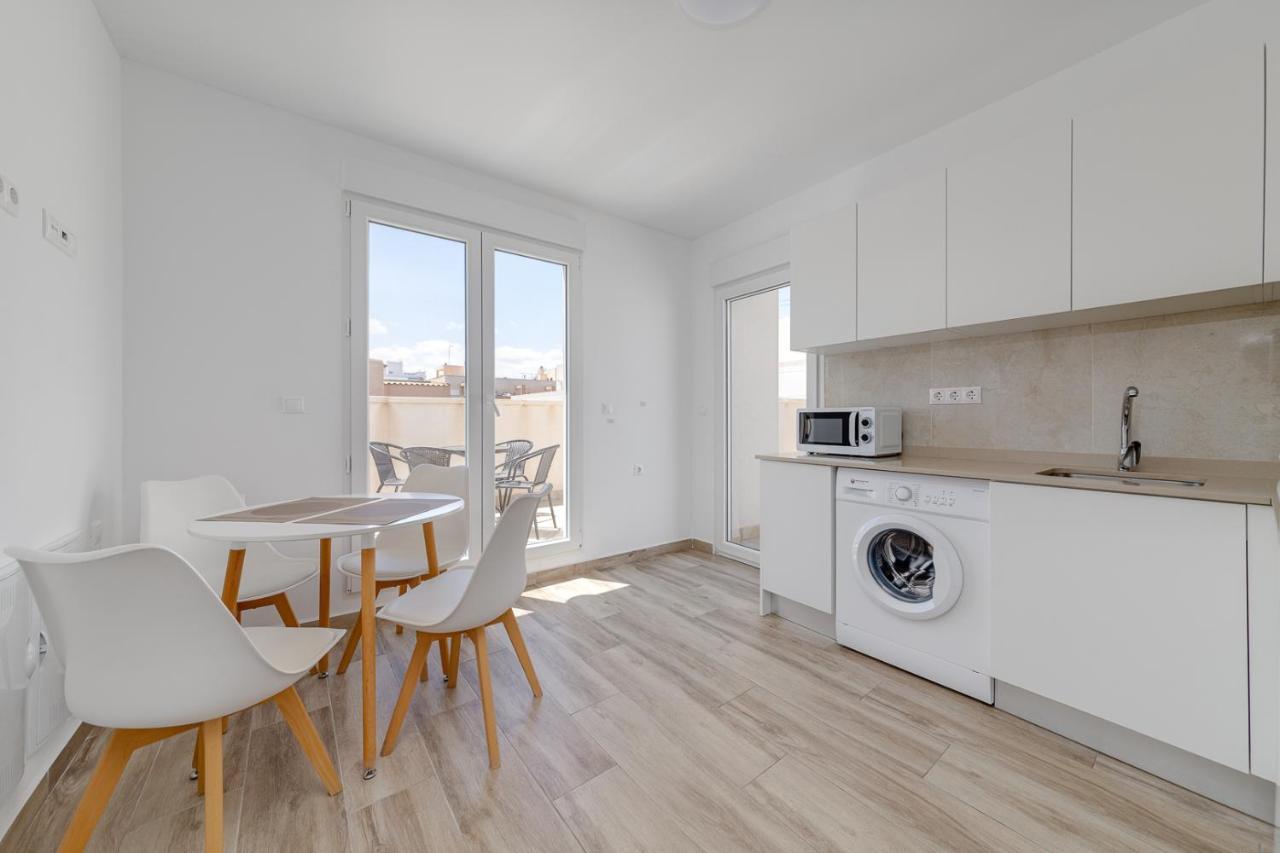 Apartments Cura Beach Torrevieja Bagian luar foto