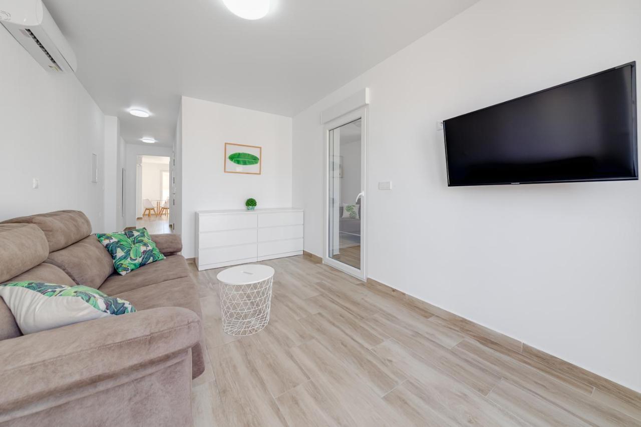 Apartments Cura Beach Torrevieja Bagian luar foto